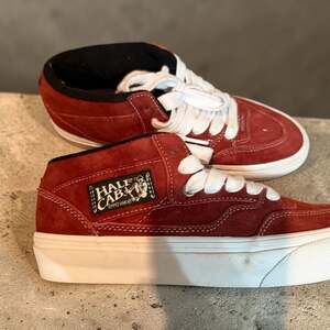Vans Skate Half Cab '92 Pig Suede Brick Burgundy Shoes